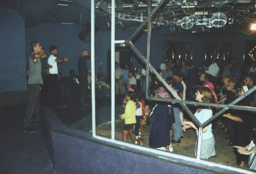 Animation à l'hotel Diana Club, la danse du village  la Disco: c17-100